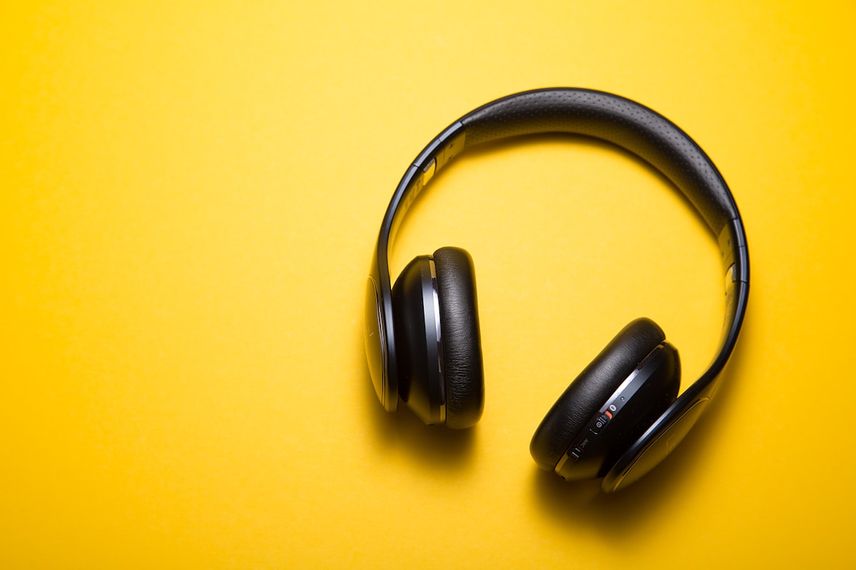 The Ultimate Holiday Gift Guide for Tech Enthusiasts